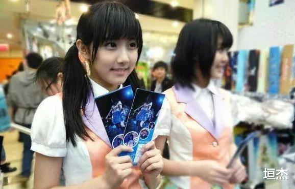 鞠婧祎|当众放狠话挑衅鞠婧祎，扬言明年誓夺第一！后公开诅咒CP粉去世