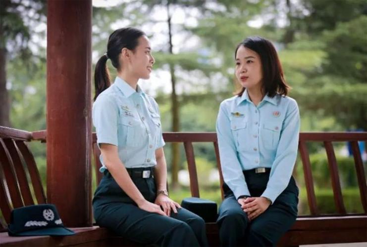 文职|2023年军队文职考试四海明德预计招聘3万人!应届生薪资九千多!