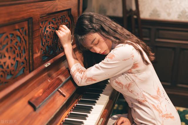 发票|老实人如何成为一个狠人？