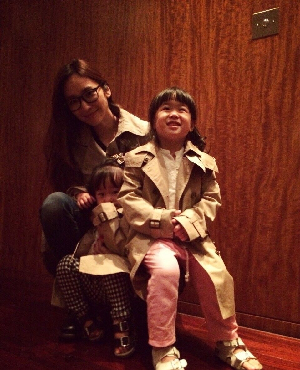 吴佩慈|8年产4子,吴佩慈却还是未婚妻,但大家都忽略了她偷偷攒了50亿