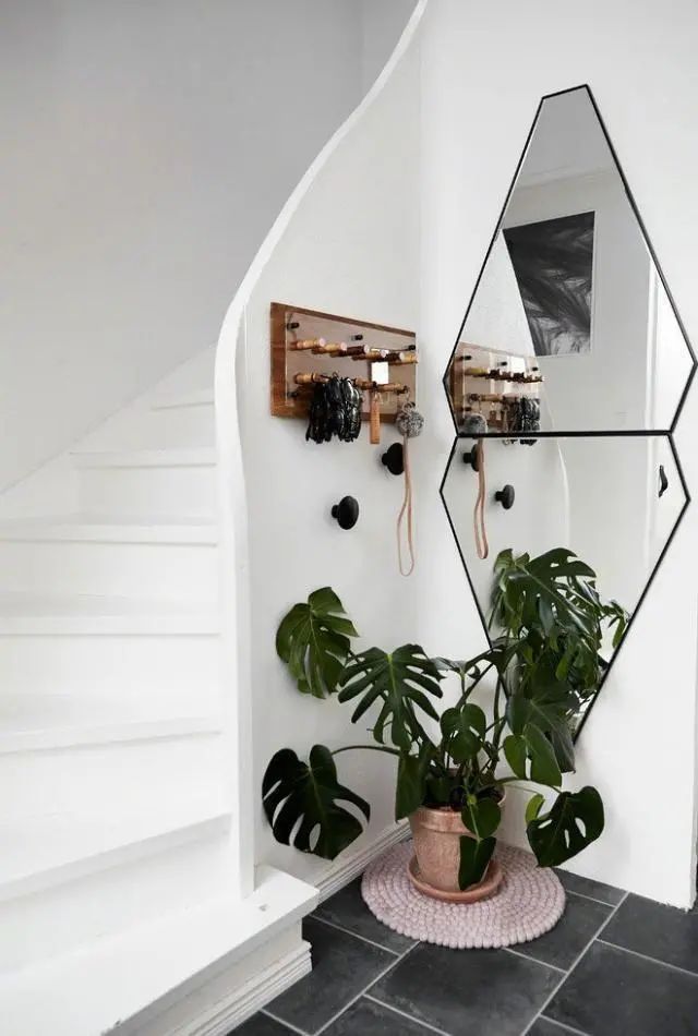 玄关再小也别乱装,头次见玄关这样设计,特别是第3种,太实用了