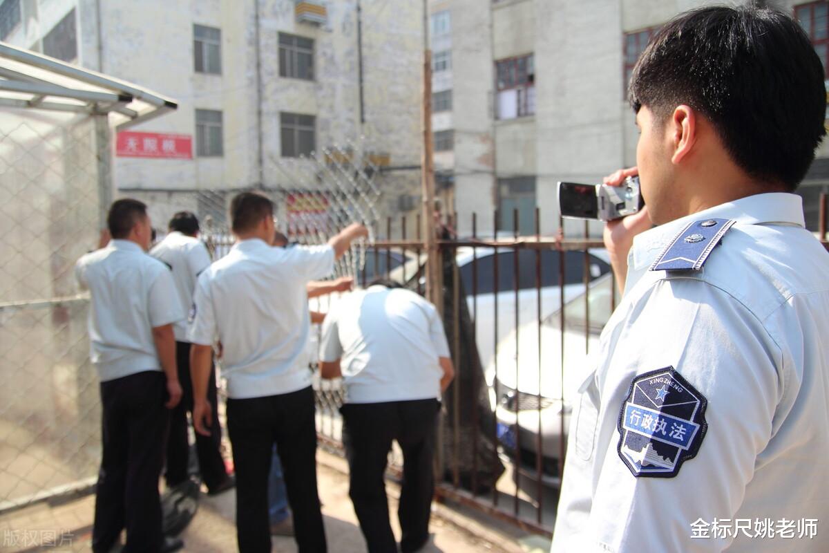 |公务员原来每天都做这些工作，看看难不难，你能当公务员吗