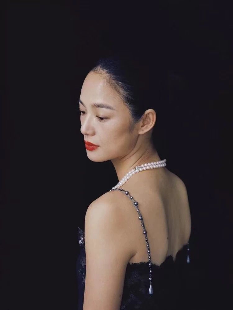 陈书婷|《狂飙》陈书婷带火了“嫂系美女”!各省份都美得不一样,好高级