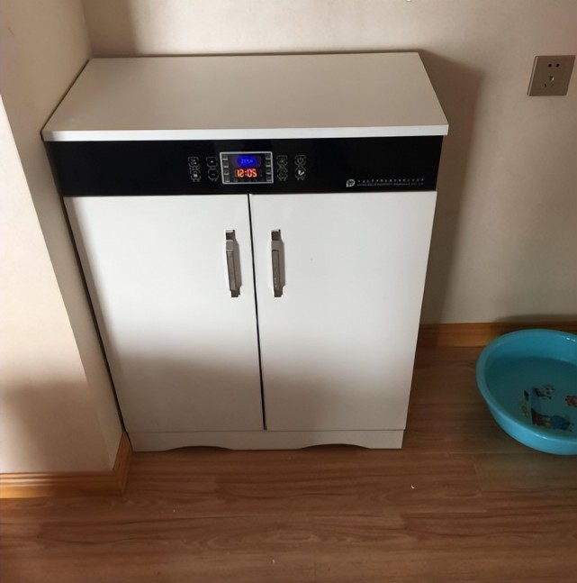 直男癌老公20万主持装修，钱都砸在智能家具上，鞋柜见都没见过