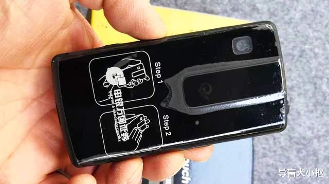 天语|带按键的全触屏功能机，老旧国产天语e379体验，定制化UI先行者