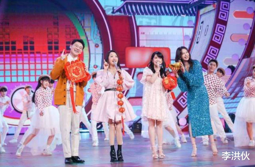 春晚|卫视春晚大比拼，冯巩惊喜现身，杨颖跨界主持，杨钰莹孟庭苇合唱