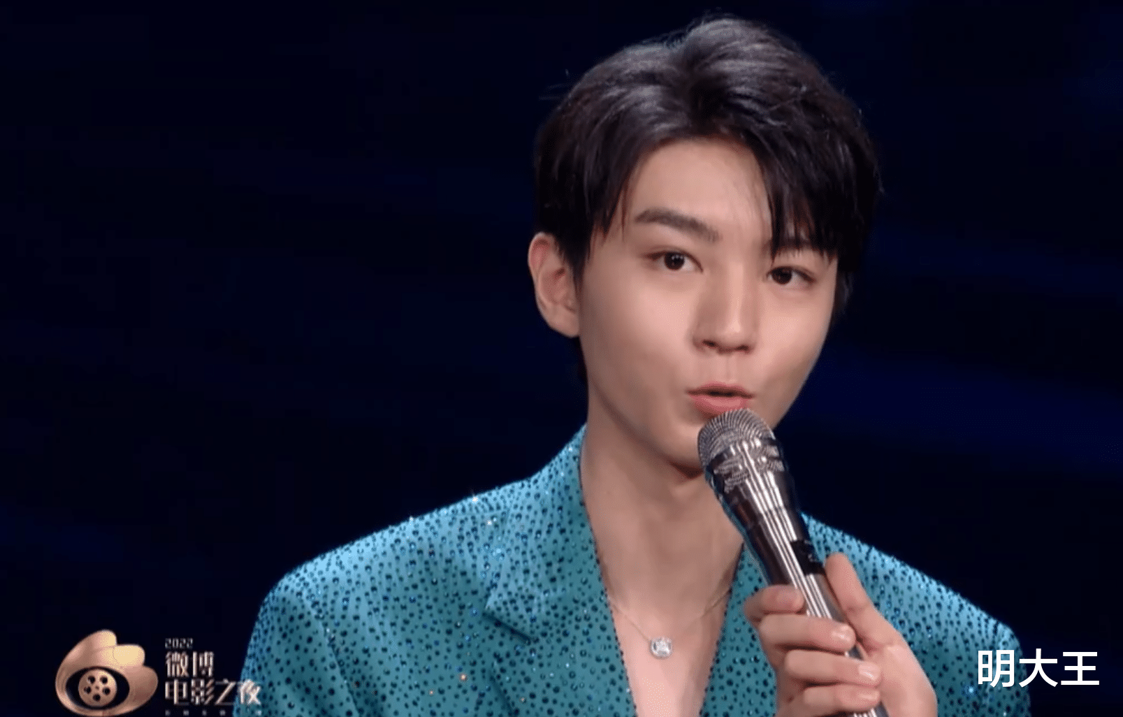 马丽|来了就有奖,2022微博电影之夜,电影人很多却缺乏分量重的