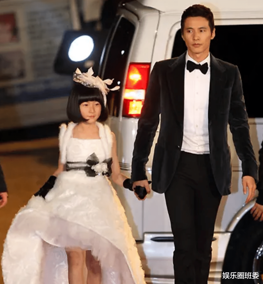 童星|童星金赛纶涉嫌酒驾逃逸，神秘男演员同乘，坚持血检被疑暗箱操作