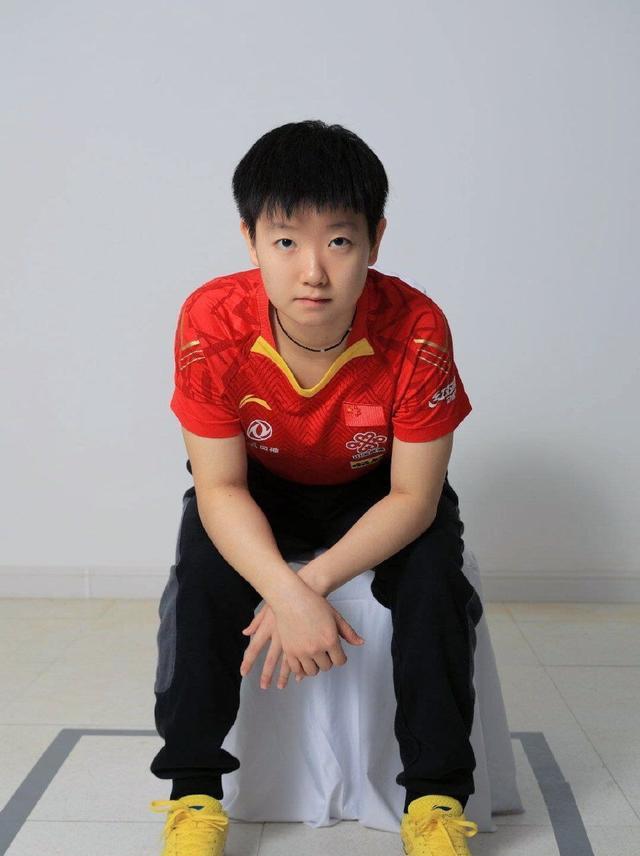 斯蒂芬·库里|崇拜张怡宁！国乒小魔王孙颖莎曾透露爱乒乓原因，三次参赛终圆梦