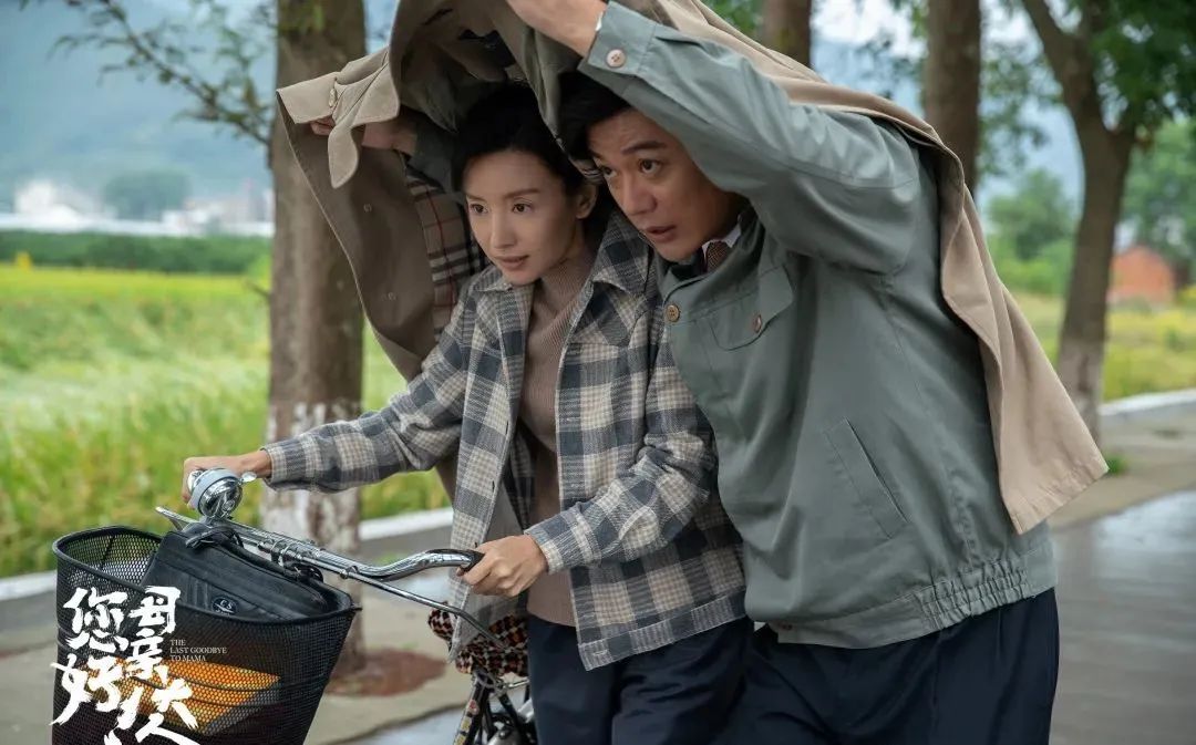 朱莉|恭喜啊，她终于被拉下了神坛