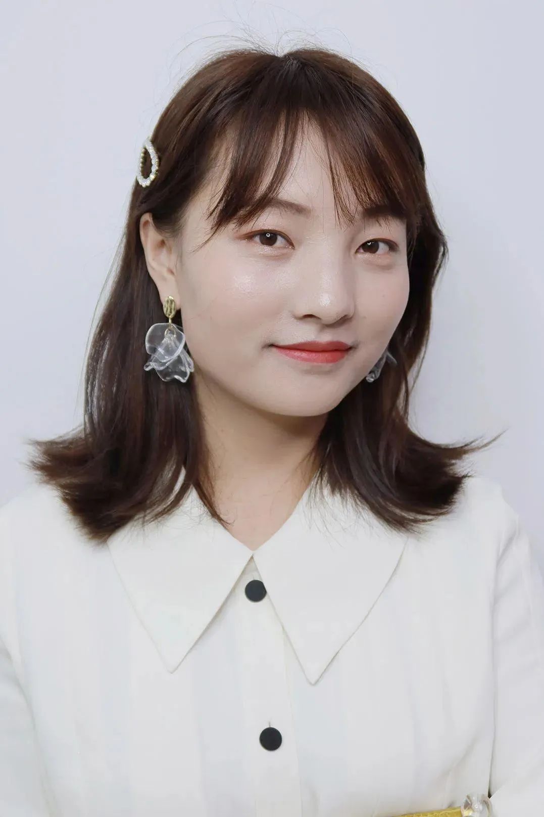 画了个超级「放大双眼」的妆,分享给你们~