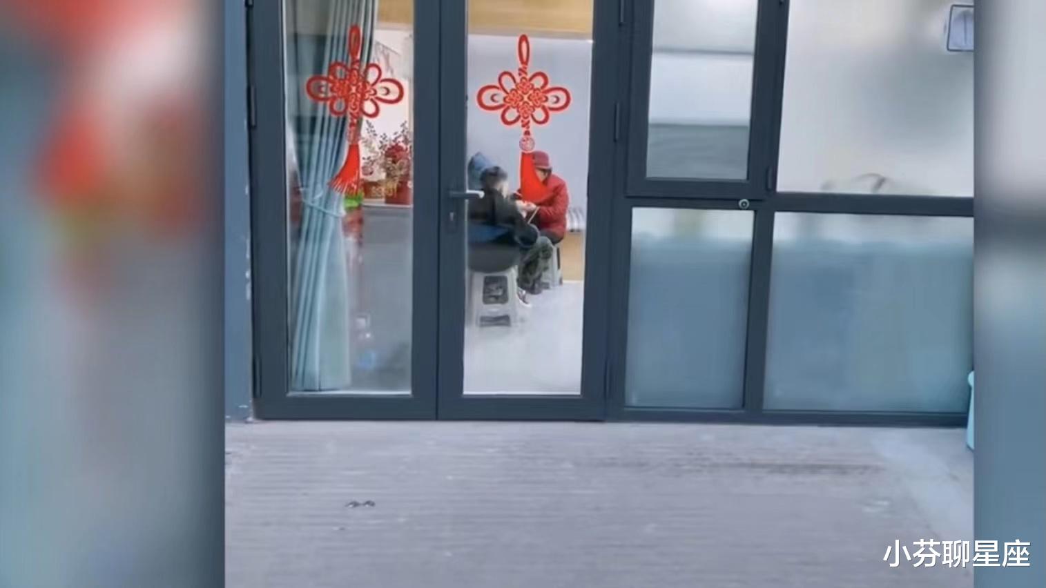 山东一位女业主,装修20㎡车库给68岁母亲住,网友看完后:真羡慕