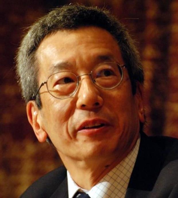 2008年，钱学森侄子获得诺贝尔奖，却当众说：我是美国的科学家