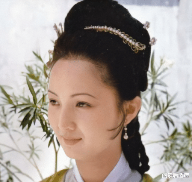 |《红楼梦》:这位削尖脑袋花钱找工作,却巴结错了人?