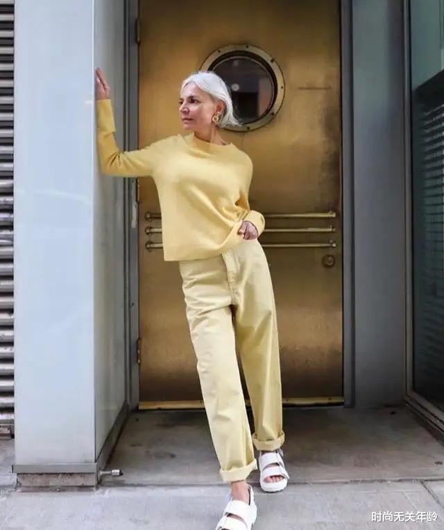 穿衣搭配 气质才是60+女人的第一张名片！ 60+女人的穿搭精髓，赶紧收藏！