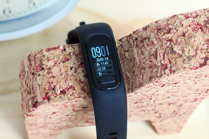 Google|刘耕宏女孩儿的健身新装备 佳明SMART 5运动健康手环评测