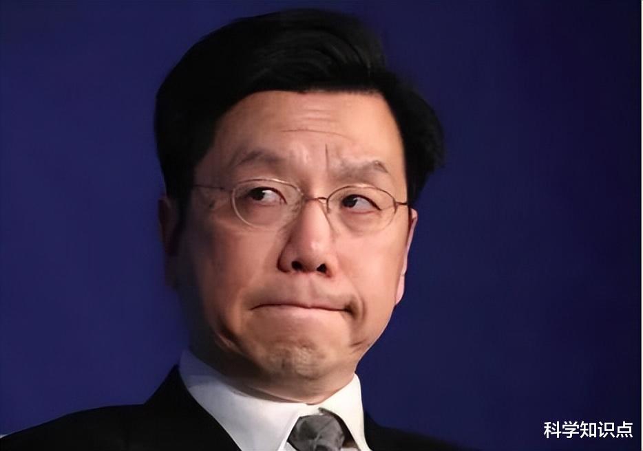 李开复|不忘记自己是中国人,他执意从美撤离,把864家公司带回祖国
