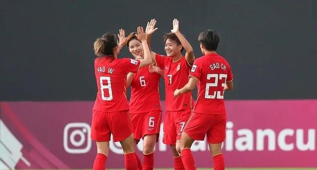 中国队|3-0！5-0！亚洲第二太狠了，80%控球跻身豪门，半决赛决战中国队