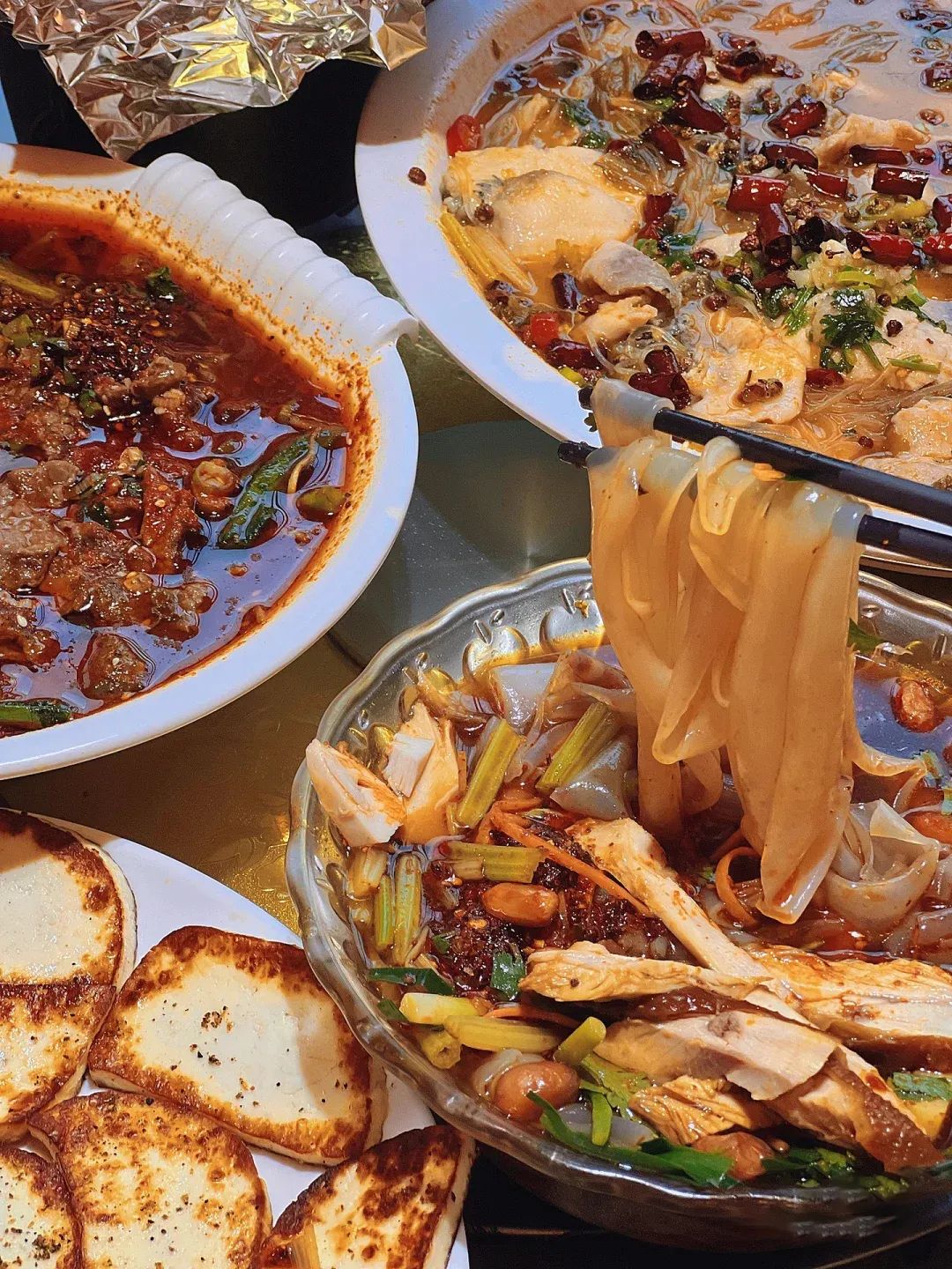 无量山|挖到一座20℃的避世小城，人均30畅泡温泉，一秒穿越摩洛哥，秋冬躺平正合适！