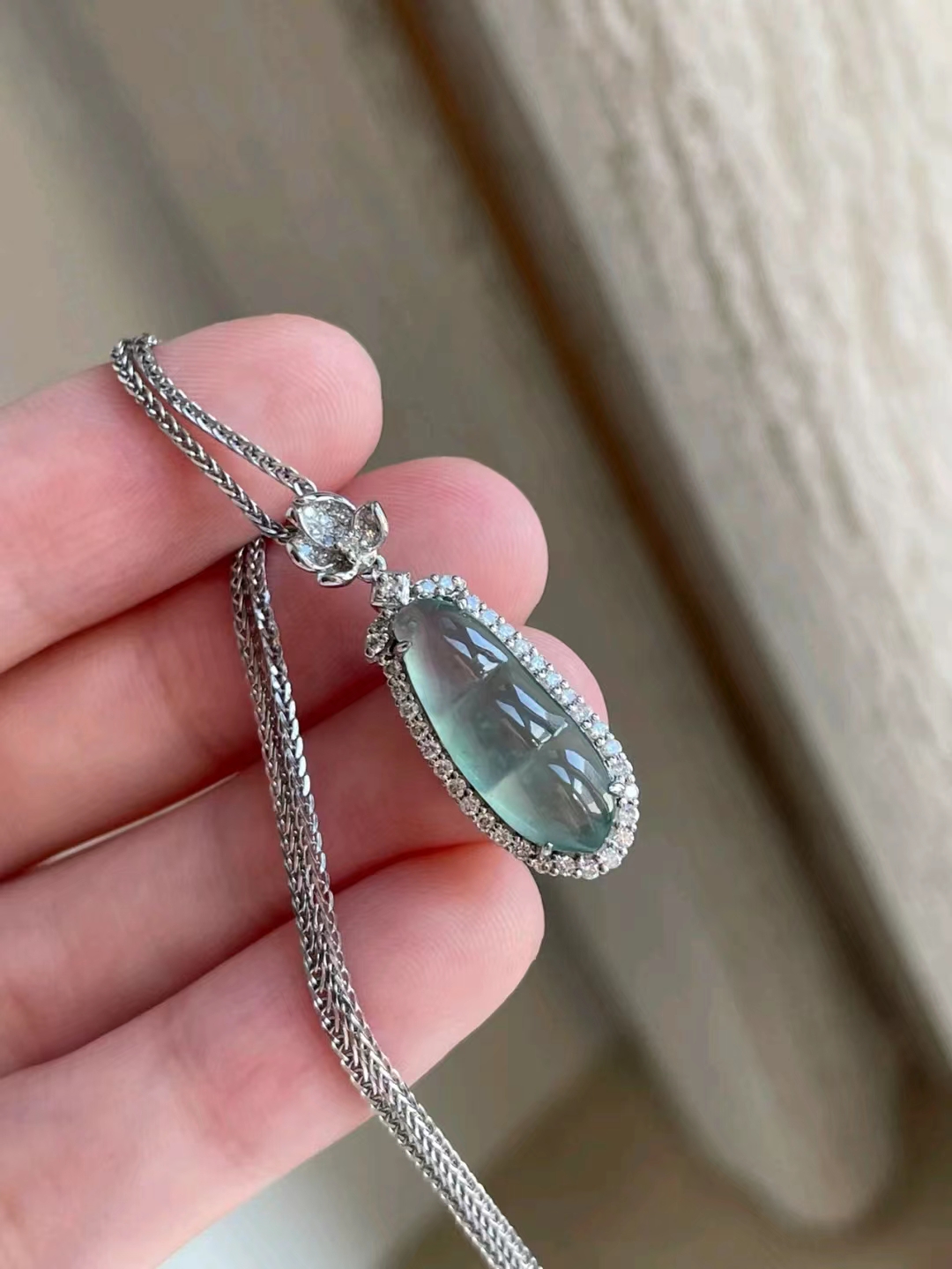 文玩|专家估价近3亿的《九龙翡翠玉璧》,竞是B货?