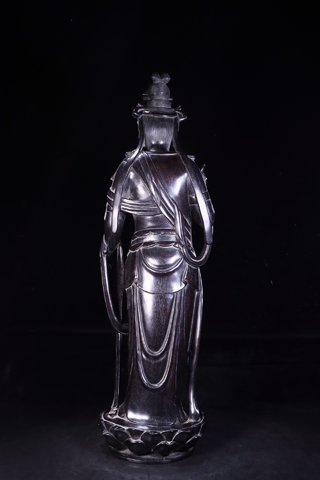 紫檀|旧藏：老紫檀木雕净瓶观音立像。