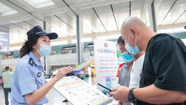 |移动支付大环境下，为何又有人重新使用现金？早清楚早受益