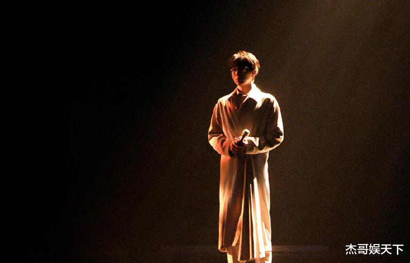 毛不易|毛不易的“浪费”，应该可以让李诞彻底清醒了吧