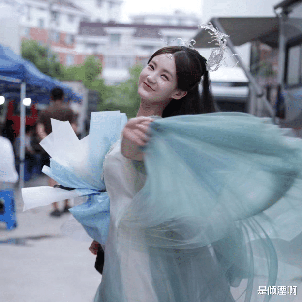 英雄志|成毅《英雄志》乞丐装造型曝光!像落难公子,脸部伤痕过于逼真!