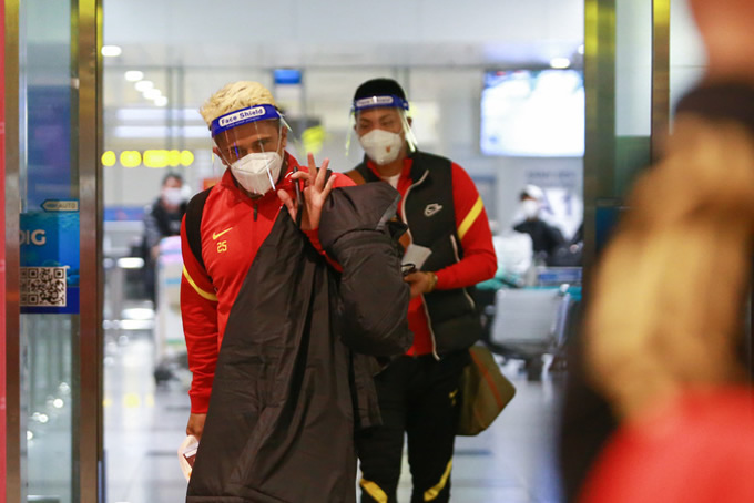 国足|什么叫亚洲一流的后勤保障？国足让越媒开眼界，大长见识