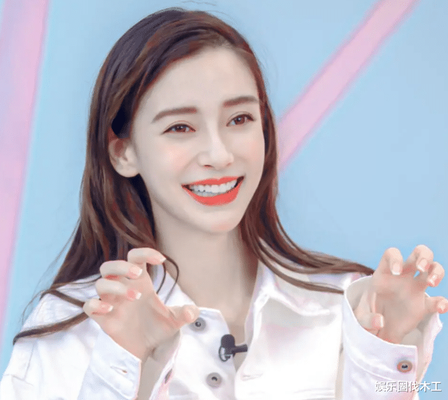 Angelababy|翻版“萧亚轩”？网曝Angelababy与林一网吧约会，老板透露实情