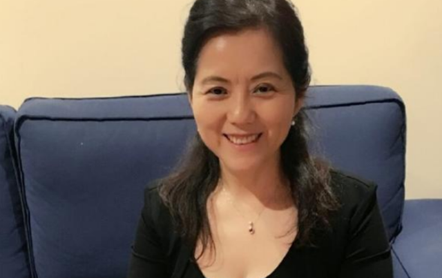 影史|张靓颖：痴爱冯轲15年，被骗走亿万身家，离婚4年后如今怎样了