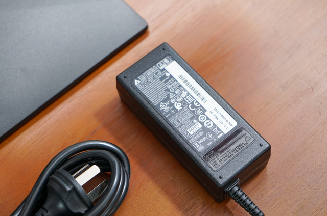 显示器|1K4就可买到240Hz的专业电竞显示器?微星MAG251RX上手体验