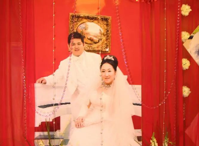 赵本山|赵本山和葛淑珍离婚31年后才发现，被低估的前妻，如今高攀不起！