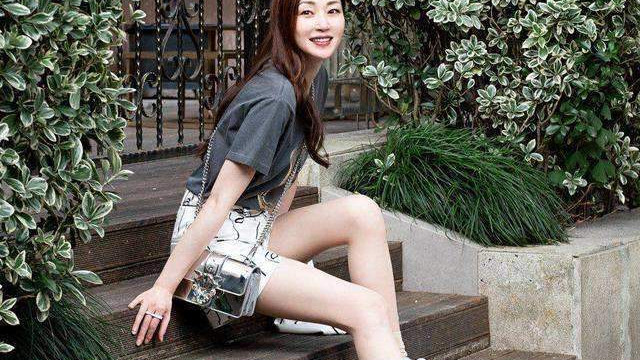 关晓彤|别看杨幂、关晓彤了，初代腿精其实是这4位女星，一个比一个标致