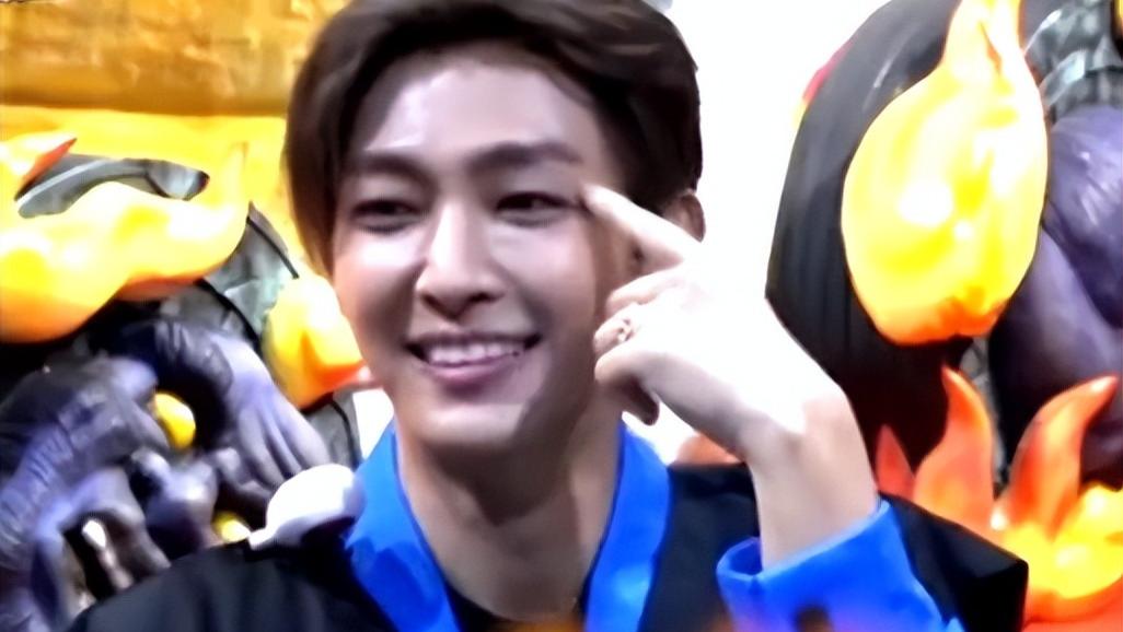 辰亦儒|嫉妒了？炎亚纶公开嘲笑辰亦儒直播带货，直言“演技”输他一大截