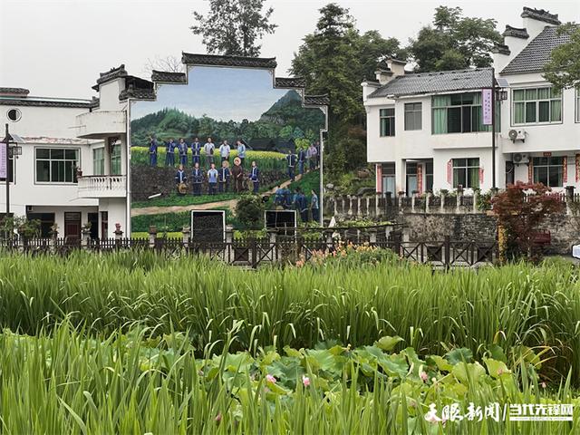 重庆|贵州铜仁：乡村旅游有特色，青年湖畔水墨侗乡里的莞邑情