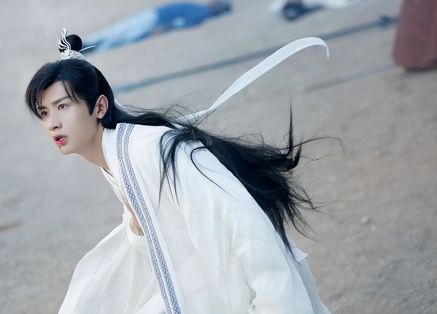 成毅|成毅从小透明到热播剧男主,一路经历太多坎坷,终靠实力翻身