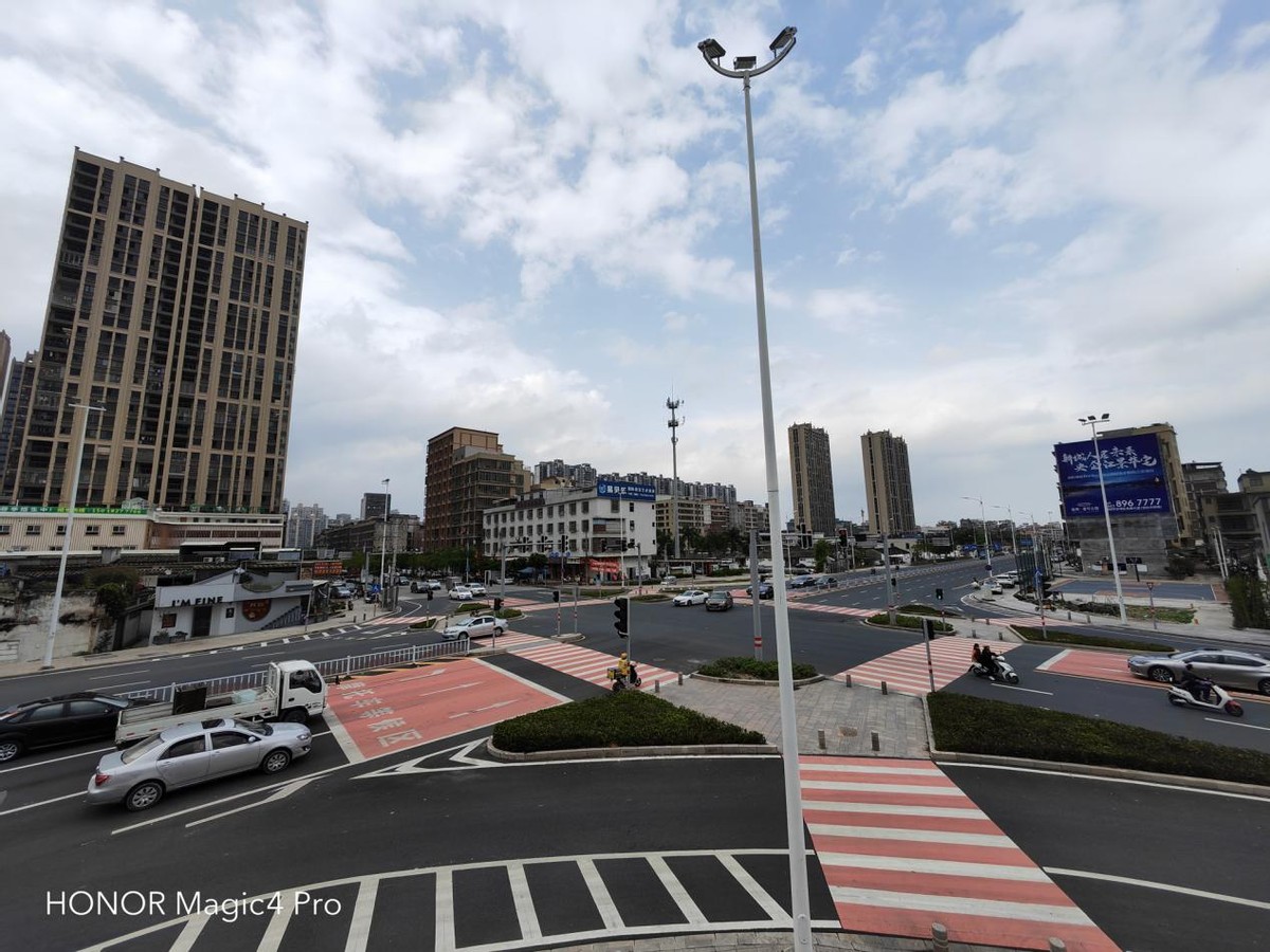 高通骁龙|全面的旗舰应该是怎么样的？荣耀Magic4 Pro：让我来告诉你