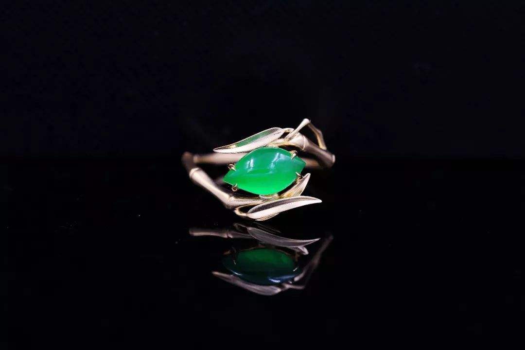博物馆|翡翠戒指佩戴有什么讲究？
