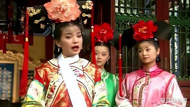 紫薇|漱芳斋有4个宫女，皇后只针对紫薇，第一天暴露了！你看她穿的啥