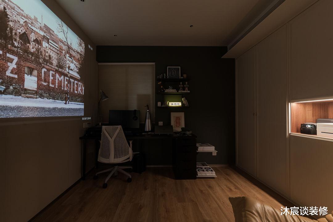 别人是尽量扩大室内,她却缩小面积,想不到更实用,全屋简约高级