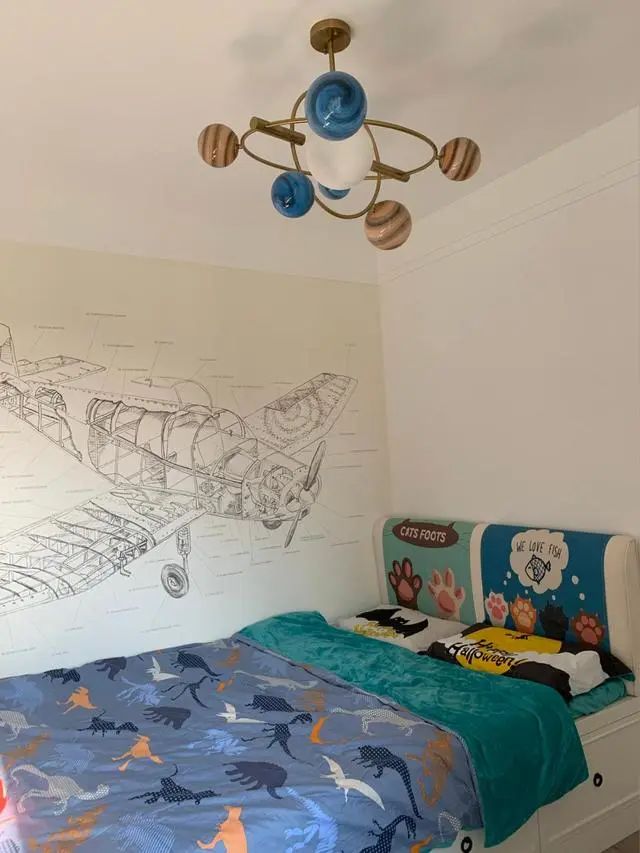 最顶层新房,地面铺木地板,客厅不做电视墙,颜值高,很舒适!