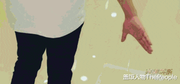 姐弟恋|从摇滚狂花到极品御姐，中年女星的“恋爱市场”打开了？