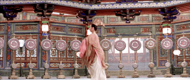 赵丽颖|演员用替身一个比一个离谱!骑马替、跪替,有人连躺着都要替身