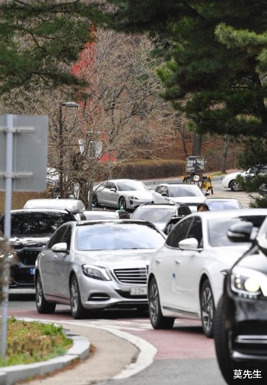 陈乔恩|3月的最后一天，还曝出7个娱圈大瓜，车祸、夜店表演，被罚款