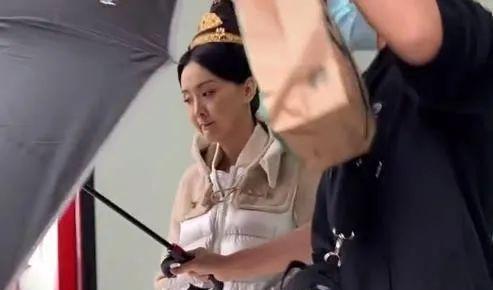 蒋勤勤|10位中式美人现状：蒋勤勤有法令纹，陈德容、梁小冰脸型有变化