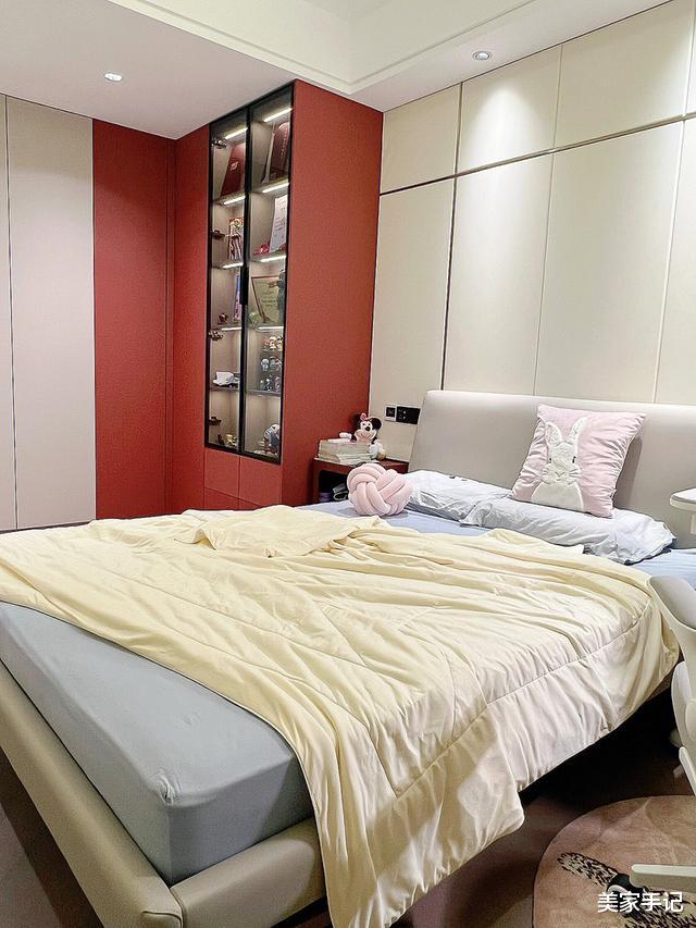 江苏夫妻拒绝“过度装修”,把172㎡家装修得堪称教科书,太高级了