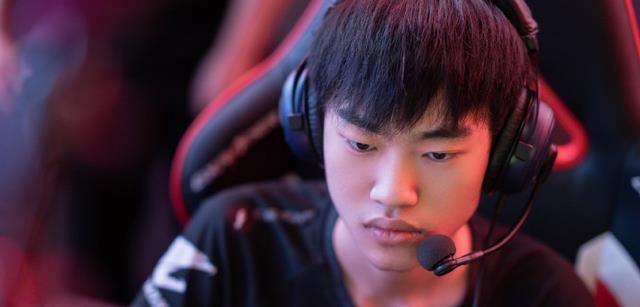 lol:左手深陷打胎风波,亚运会名额无了,tes夏季赛要分崩离析了 - 娱乐