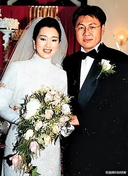 巩俐|4位国家一级演员遭除名!漏网之鱼真面目被揭,原形毕露恐难翻身