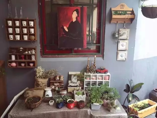 惊艳！美女仅花3500块，打造的出租屋竟媲美咖啡厅！